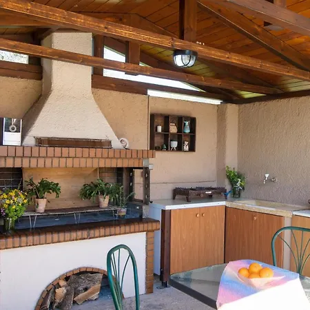 Elichrison Apartman